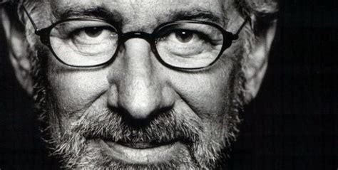 Steven Spielberg: Sinemanın Efsanevi Yönetmeni ve Klasikleri